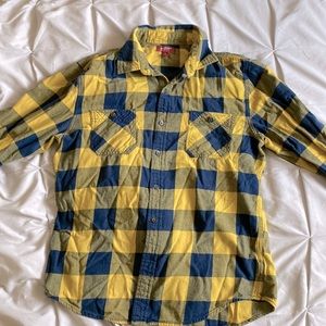 Arizona Jean Co. Men’s Yellow and Navy Plaid Button Down Shirt - Great Condition